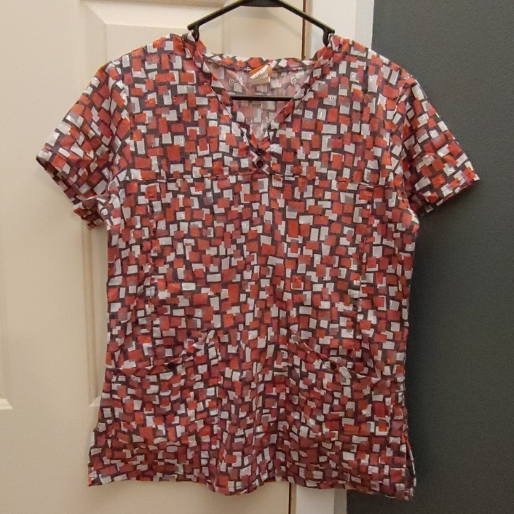 Scrub top